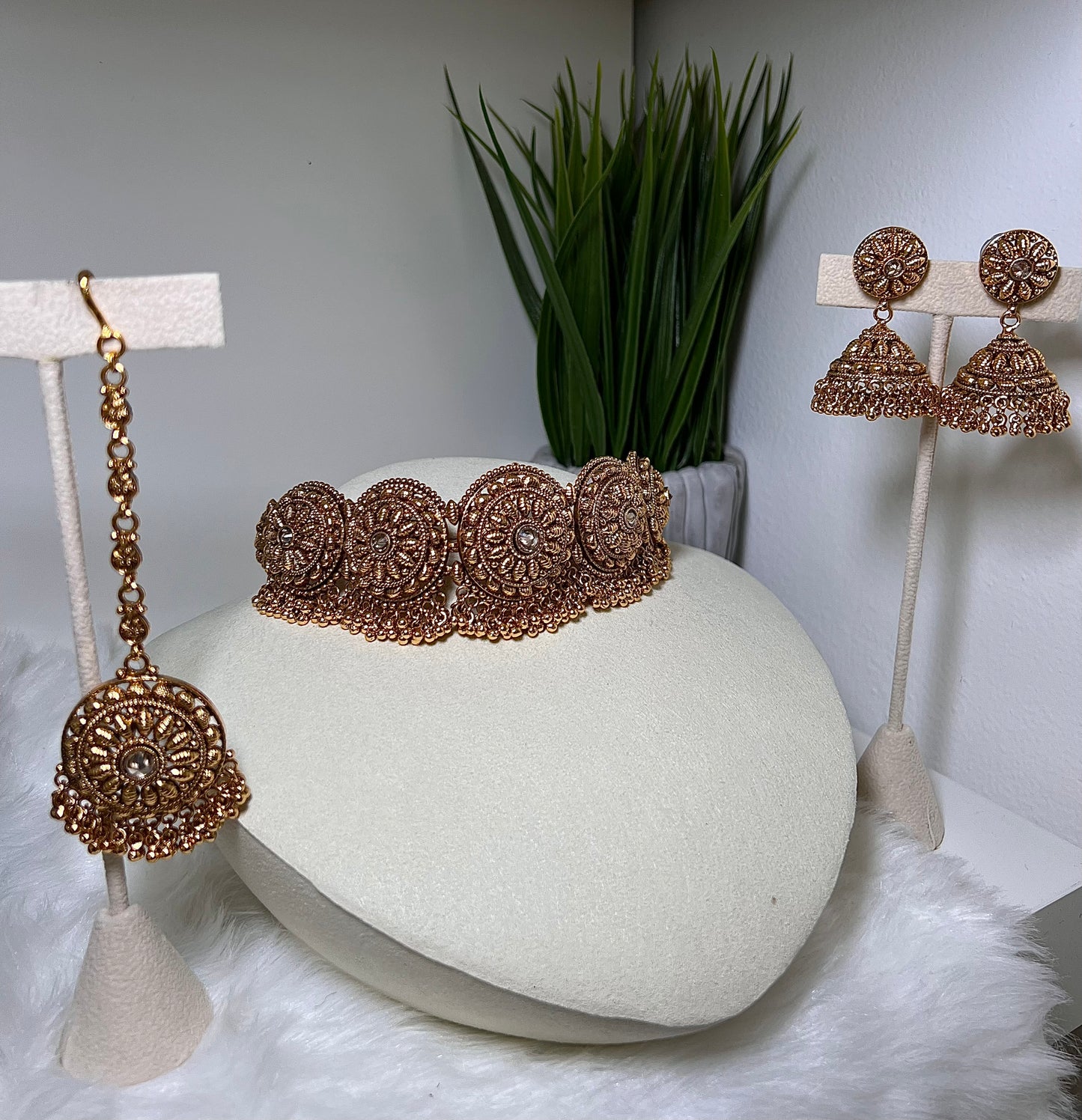 Choker Set