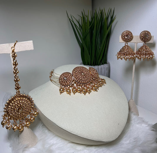 Choker Set